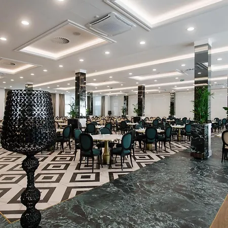 Olympia Sky فندق