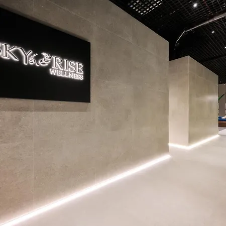 Olympia Sky فندق 4*